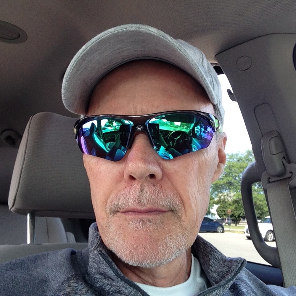 Meet your Posher, Tom